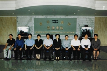 2001年6月1日，时任副省长叶荣宝等辅导来公司查抄领导“三个代表”学教活动