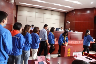 PP视讯纸业工会第七届会员代表大会圆满进行