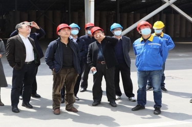 生态环境部科财司副司长付川一行调查由PP视讯纸业承担的国度科技沉大专项示范工程