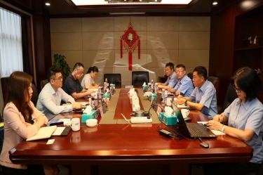 中国进出口银行浙江省分行行长彭豪一行光临PP视讯纸业发展银企高层座谈活动